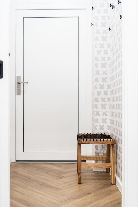 Myslbekova 5 Apartment Ostrava Bagian luar foto